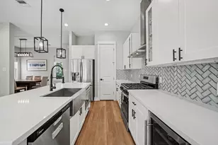 825 Woodcrest Dr, Houston, TX 77018 - Photo 7