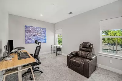 825 Woodcrest Drive, Houston, TX 77018 - Photo 17