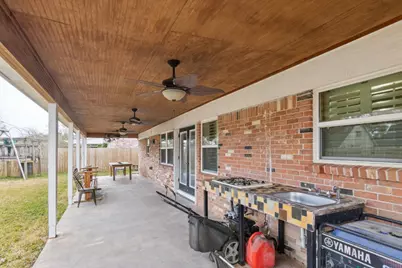 2705 Huckleberry Lane, Pasadena, TX 77502 - Photo 21