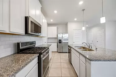 5631 Giving Grace Way, Houston, TX 77048 - Photo 11