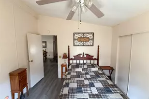 1055 N Franklin St, La Grange, TX 78945 - Photo 19