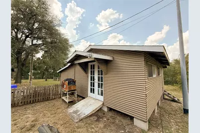 1055 N Franklin Street, La Grange, TX 78945 - Photo 7