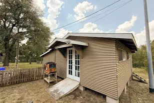 1055 N Franklin St, La Grange, TX 78945 - Photo 7