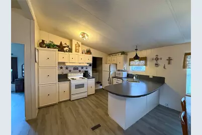 1055 N Franklin Street, La Grange, TX 78945 - Photo 13