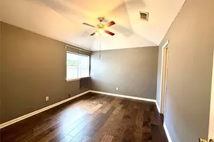 13222 Pebblewalk Cir N, Houston, TX 77041 - Photo 17