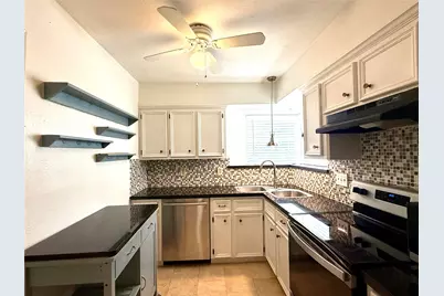 13222 Pebblewalk Circle N, Houston, TX 77041 - Photo 9