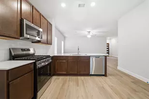 1406 16th Ave N, Texas City, TX 77590 - Photo 13