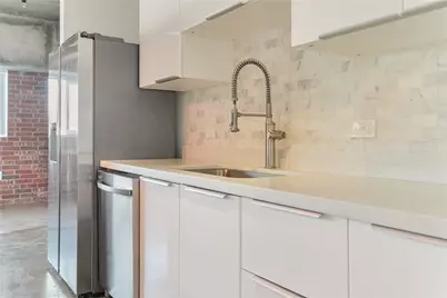 2000 Bagby Street #2401, Houston, TX 77002 - Photo 27
