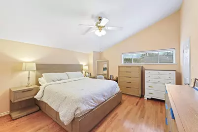 1953 Stoney Brook Drive #1953, Houston, TX 77063 - Photo 13
