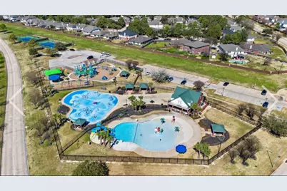 16927 Locust Springs Drive, Houston, TX 77095 - Photo 27