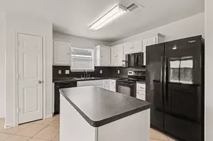 6823 Manor Terrace Ln, Richmond, TX 77469 - Photo 13