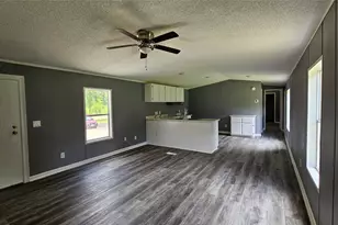 25964 Thatcham, New Caney, TX 77357 - Photo 3