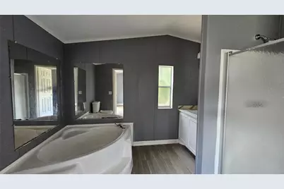 25964 Thatcham, New Caney, TX 77357 - Photo 5