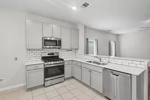 1103 Grand Jct Dr, Tomball, TX 77375 - Photo 5