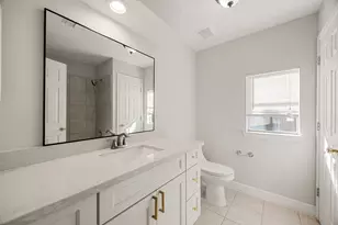 7711 Heron Lakes Dr, Houston, TX 77064 - Photo 37