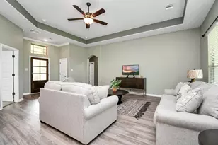 395 Hunter Rnch Wy, Dayton, TX 77535 - Photo 9