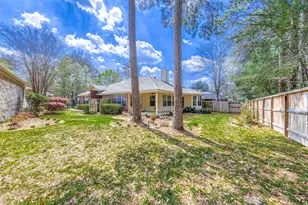 134 E Foxbriar Forest Cir, The Woodlands, TX 77382 - Photo 33