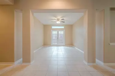 134 E Foxbriar Forest Circle, The Woodlands, TX 77382 - Photo 11