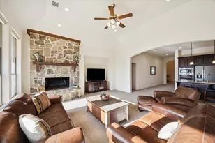 2866 Romano Ln, League City, TX 77573 - Photo 5