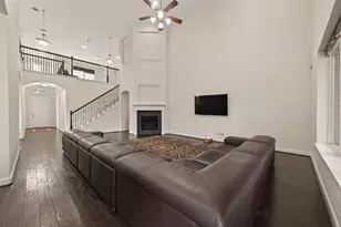 4002 Dogwood Canyon Ln, Sugar Land, TX 77479 - Photo 11