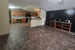 310 Vann Rd, Highlands, TX 77562 - Photo 3