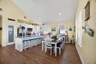 4022 Fort Bend Dr, Galveston, TX 77554 - Photo 9