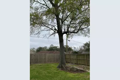 2709 Woodlawn Street, Dickinson, TX 77539 - Photo 3