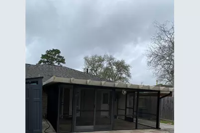 2709 Woodlawn Street, Dickinson, TX 77539 - Photo 11