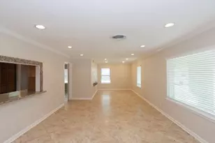 2709 Woodlawn St, Dickinson, TX 77539 - Photo 15