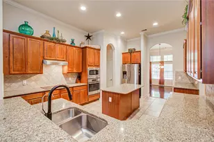 14614 Carolina Hollow Ln, Houston, TX 77044 - Photo 5