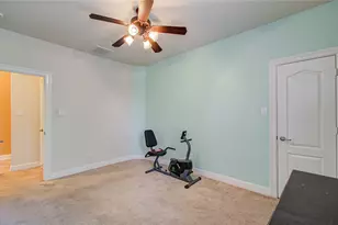 14614 Carolina Hollow Ln, Houston, TX 77044 - Photo 29