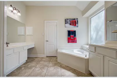 14614 Carolina Hollow Lane, Houston, TX 77044 - Photo 19