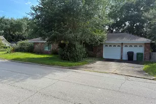 4502 Creekbend Dr, Houston, TX 77035 - Photo 9