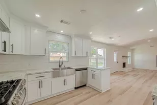 3407 Coachlight Ln, Baytown, TX 77521 - Photo 19