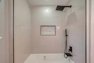 3407 Coachlight Ln, Baytown, TX 77521 - Photo 33