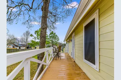 920 Oak Grove Street, La Porte, TX 77571 - Photo 17