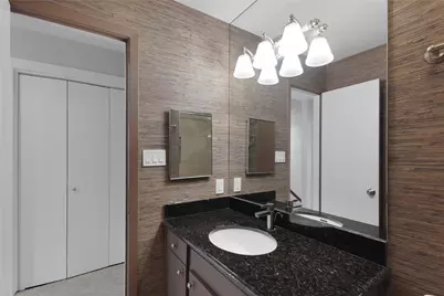 7929 Woodway Drive #4, Houston, TX 77063 - Photo 25