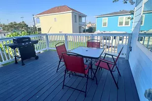 2811 Ave Q 1/2, Galveston, TX 77550 - Photo 11