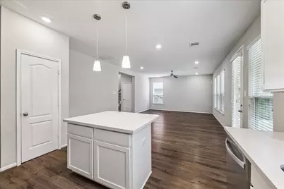 1972 Elkington Circle, Conroe, TX 77304 - Photo 9