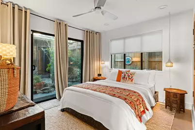 802 Ralfallen Street, Houston, TX 77008 - Photo 31