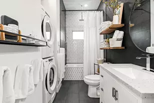 802 Ralfallen St, Houston, TX 77008 - Photo 39