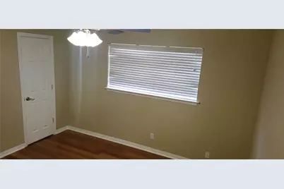 15710 Thunderbay Drive, Houston, TX 77062 - Photo 13