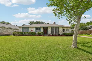 4418 Saffron Ln, Friendswood, TX 77546 - Photo 1