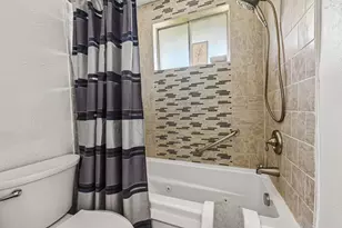 4418 Saffron Ln, Friendswood, TX 77546 - Photo 19