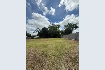 110 S Washington Street, Texas City, TX 77591 - Photo 1
