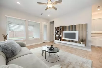 10738 Bridgeport Path Court, Missouri City, TX 77459 - Photo 5