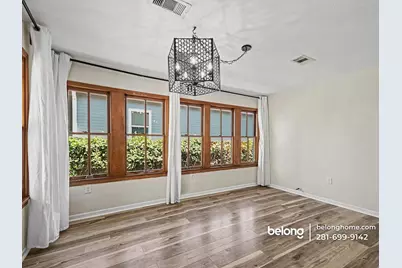 2907 Avenue M 1/2, Galveston, TX 77550 - Photo 3