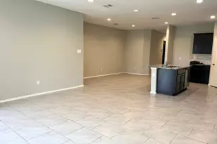 8310 Rose Petals Ln, Rosharon, TX 77583 - Photo 5
