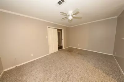 8519 Leader Street, Houston, TX 77036 - Photo 5