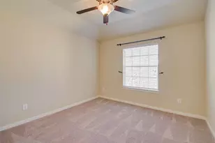 87 N Pinto Point Cir, Spring, TX 77389 - Photo 31